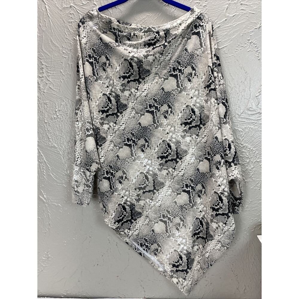 CHERISH- Tunic Top‎ Poncho Asymmetrical Hem- Size Large Snake Print